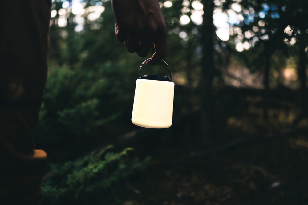 Limio tragbare wiederaufladbare Tischlampe aus RCS rec. ABS