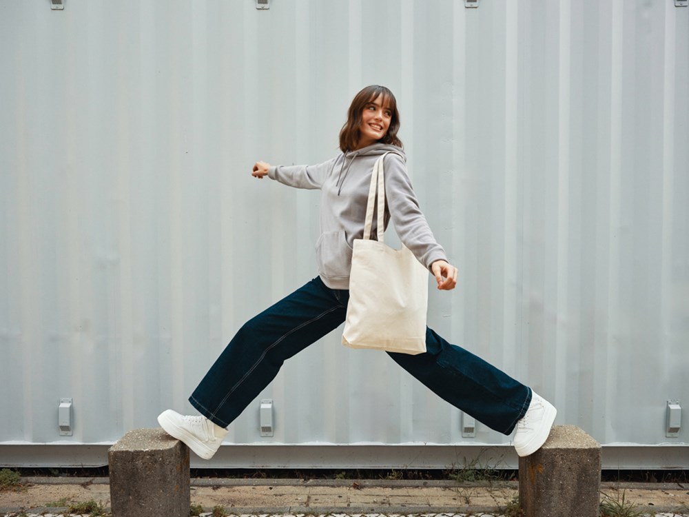 IQONIQ Trivor Mikrofleece-Kapuzen-Pulli aus recyc. Polyester IQONIQ Trivor Mikrofleece-Kapuzen-Pulli aus recyc. Polyester