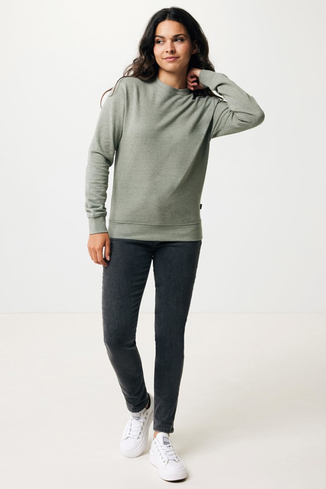 IQONIQ Denali ungefärbt. Rundhals-Sweater aus recycelter BW