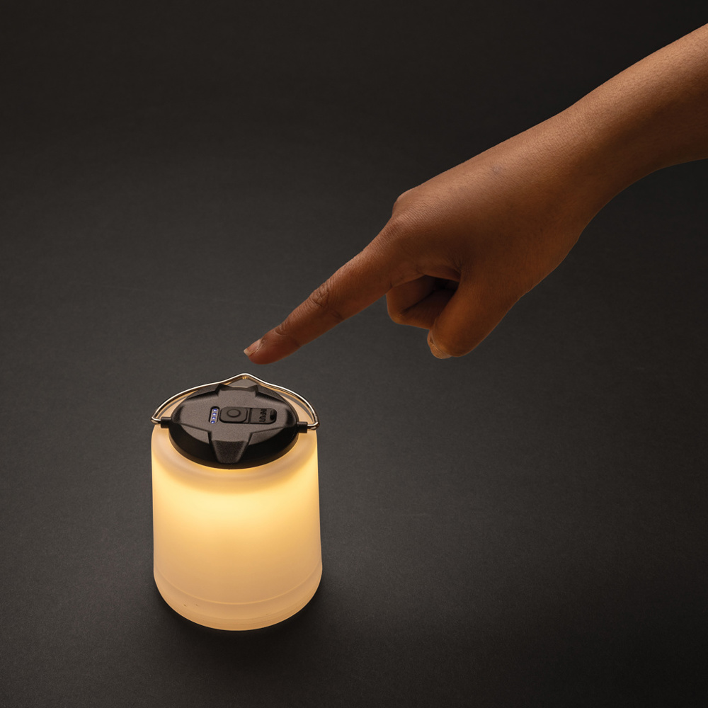 Limio tragbare wiederaufladbare Tischlampe aus RCS rec. ABS